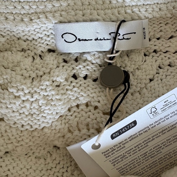 Oscar De La Renta Crochet Boho White Skirt Size XL - Picture 3 of 5